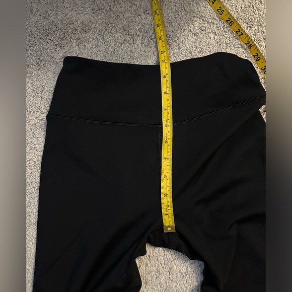 Victoria’s Secret Love Cloud Heart Seam Leggings - Size Small Black - Short - Picture 10 of 11